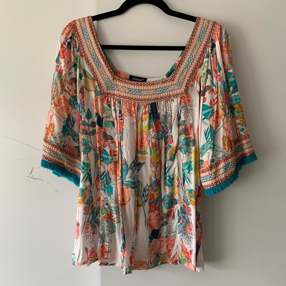 Beautiful Tolani top M